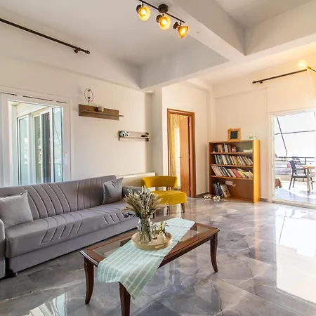 Finas Apartman Kavála